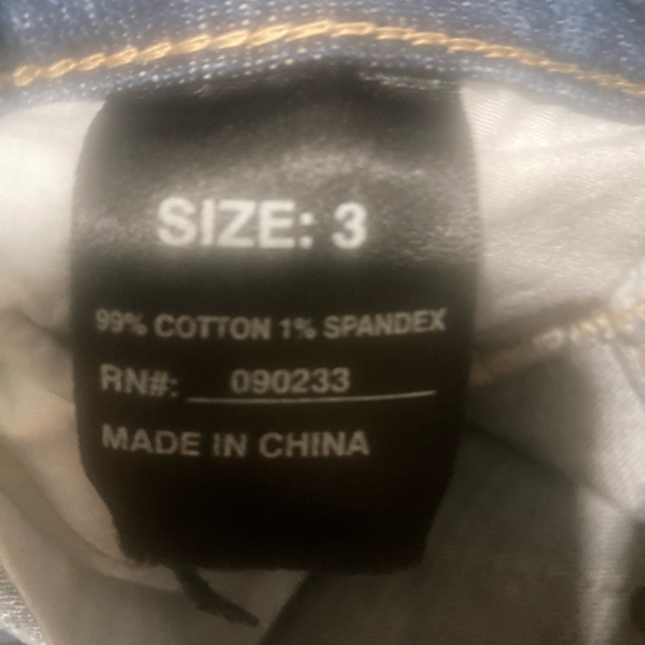 Fox Distressed Denim Boyfriend Jeans - Picture 10 of 11